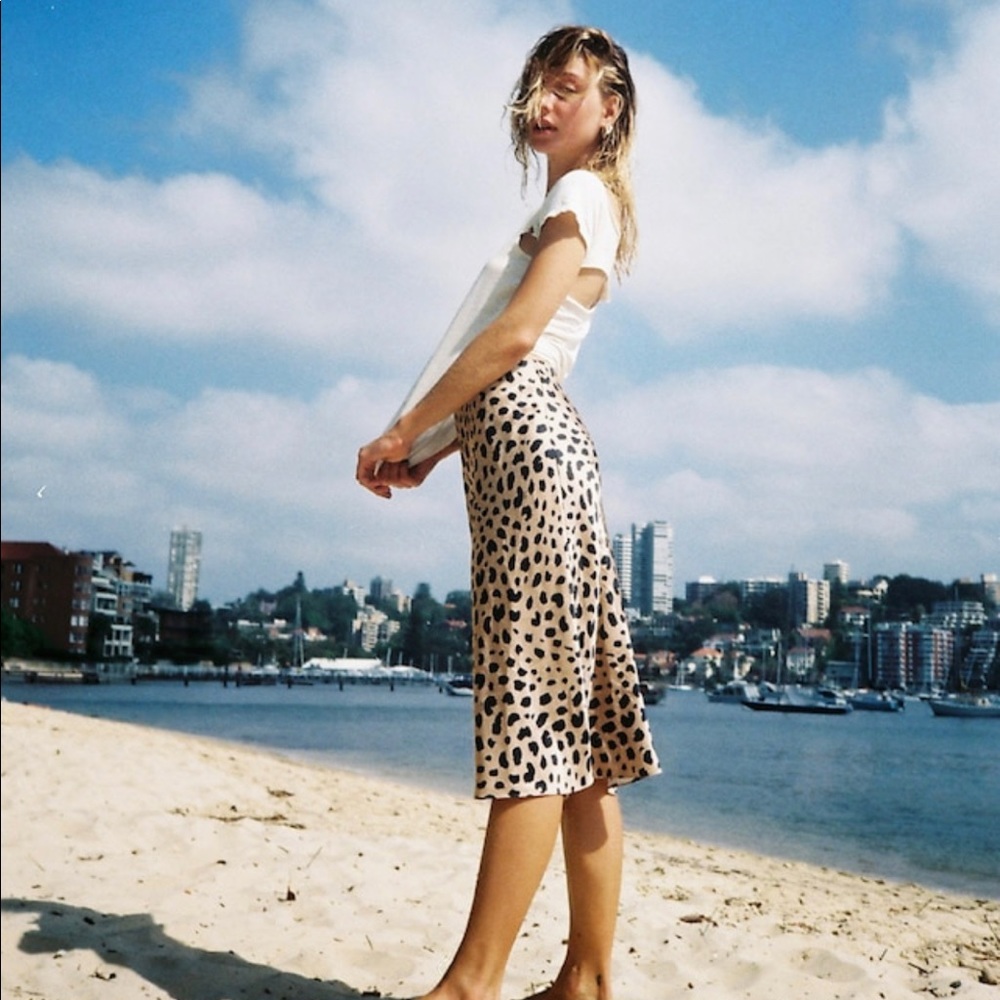 Realisation Par Naomi Skirt size small